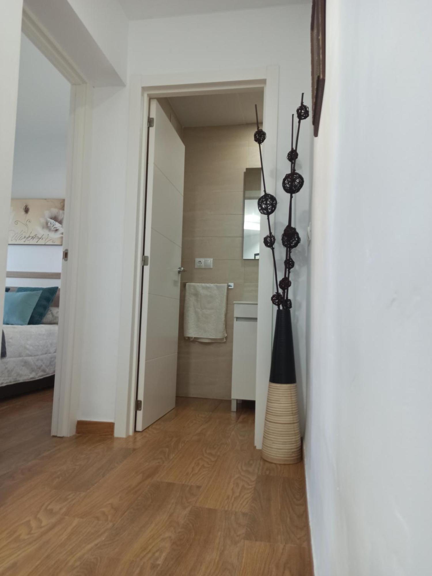 Novedad Suite Centrico Con Porche Y Jardin 토레몰리노스 외부 사진